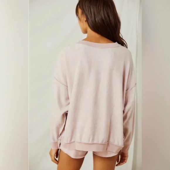 SOLD OUT❤️Free People Tie Dyed White, Pink, Gray Super Soft Sweater & Shorts Set - Picture 6 of 9